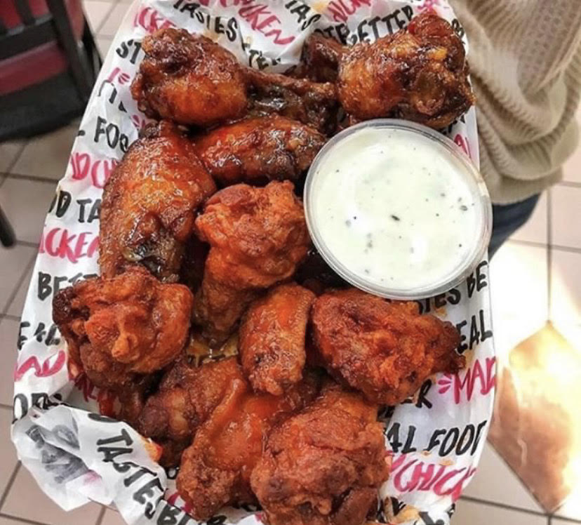 How to Properly Eat Wings | Baitshop.com